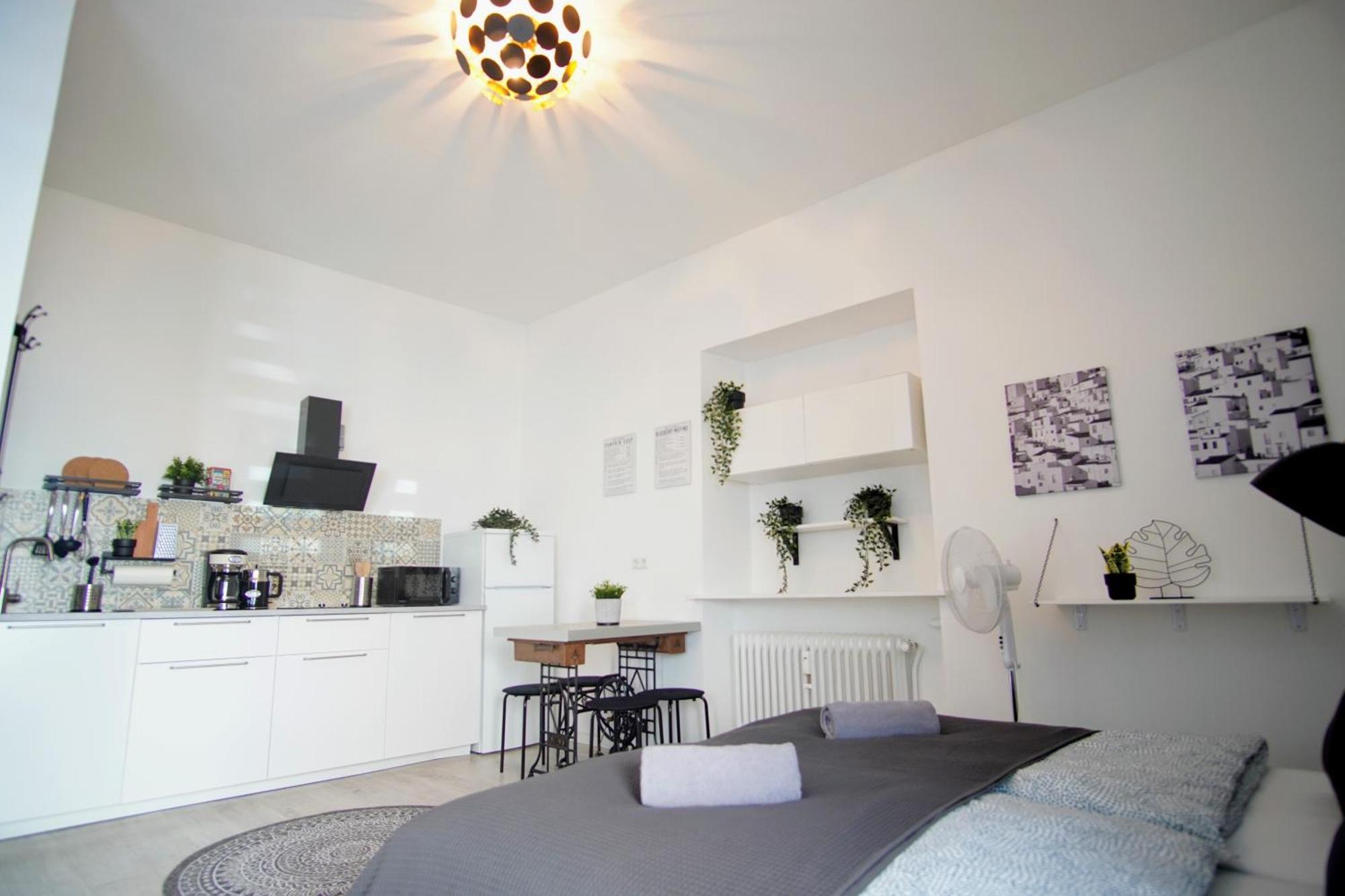 Lenastay I Nostalgieapartment I Innenstadt ไคเซอร์สเลาเทิร์น ภายนอก รูปภาพ